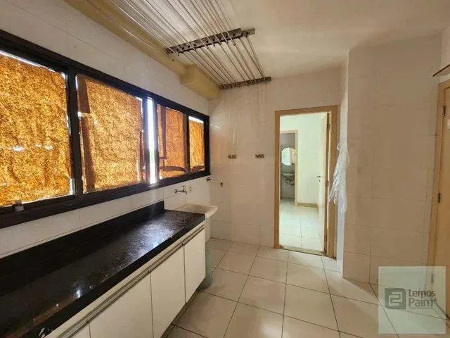 Imagem 14: Alugo Apartamento de 3 Quartos com 3 Suítes , Piscina e Elevador no Zildolândia
