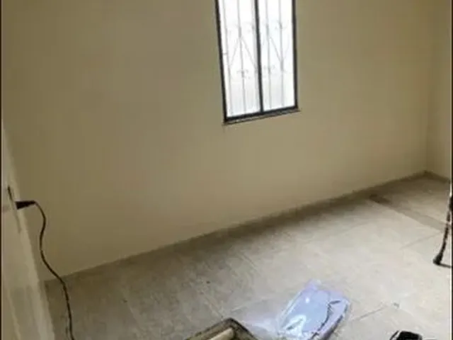 Imagem 12: Não Paga Luz,Água 40 Reais. Casa de 1 Quarto,Já Vem com Split. Perto da Sede do Governo