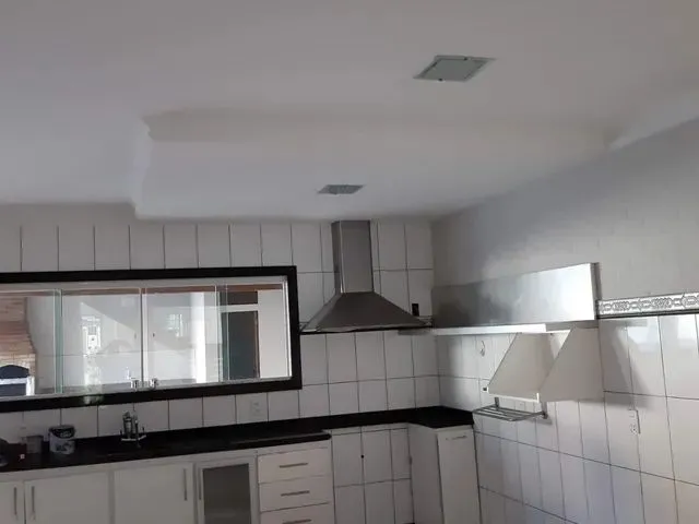 Imagem 6: Casa com 4 Dormitórios À Venda em Serra
