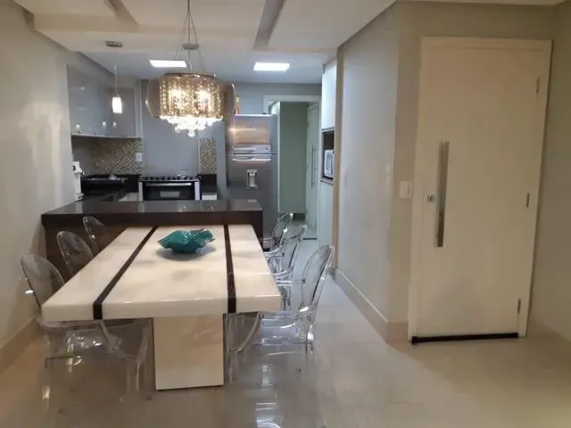 Imagem: Apartamento com 3 Dormitórios À Venda