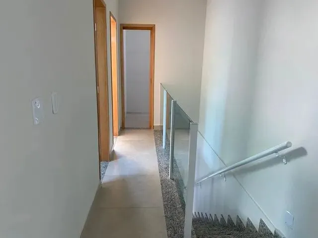 Imagem 4: Casa com 3 Dormitórios À Venda em Contagem