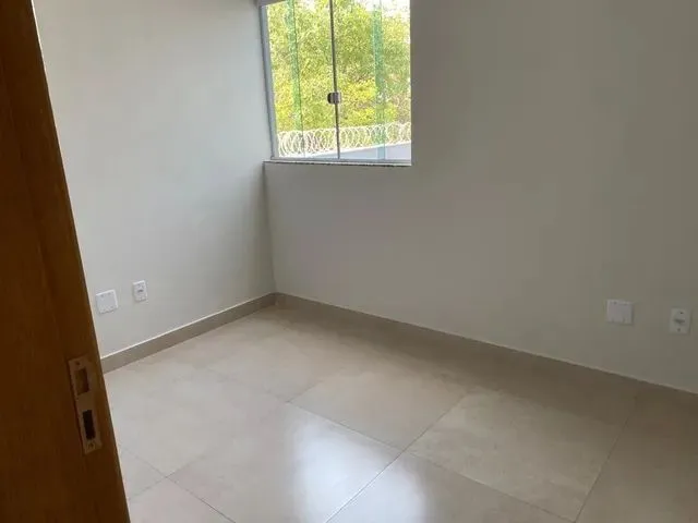Imagem 8: Casa com 3 Dormitórios À Venda em Contagem