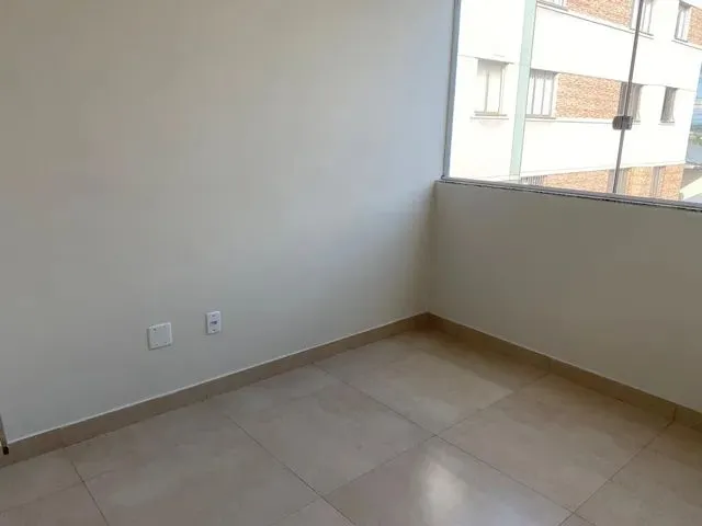 Imagem 11: Casa com 3 Dormitórios À Venda em Contagem
