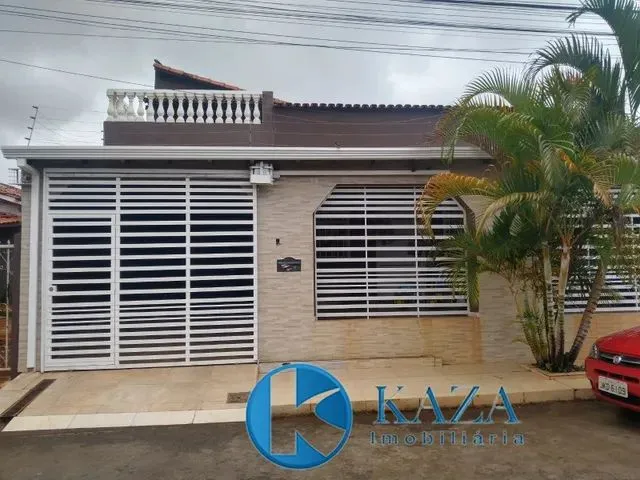 Imagem: Casa 04 Quartos com Suíte em Excelente