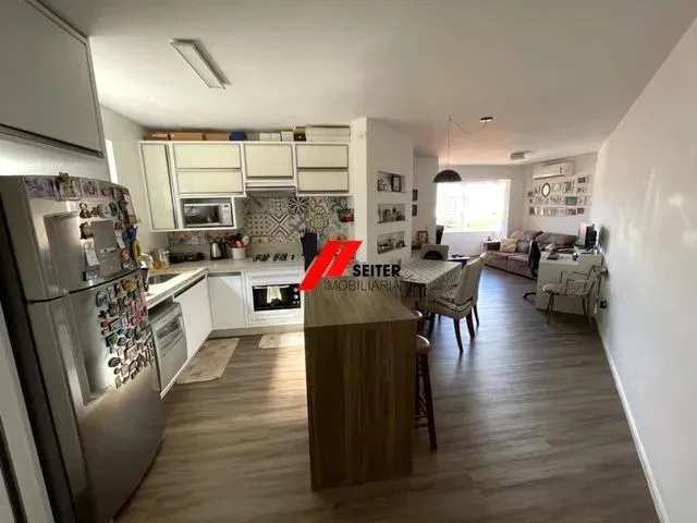 Imagem: Apartamento de 2 Dormitorios com Suite a