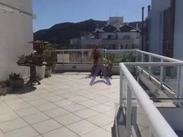 Imagem: O apartamento na cobertura possui 2 Dormitórios, 1 Suíte,