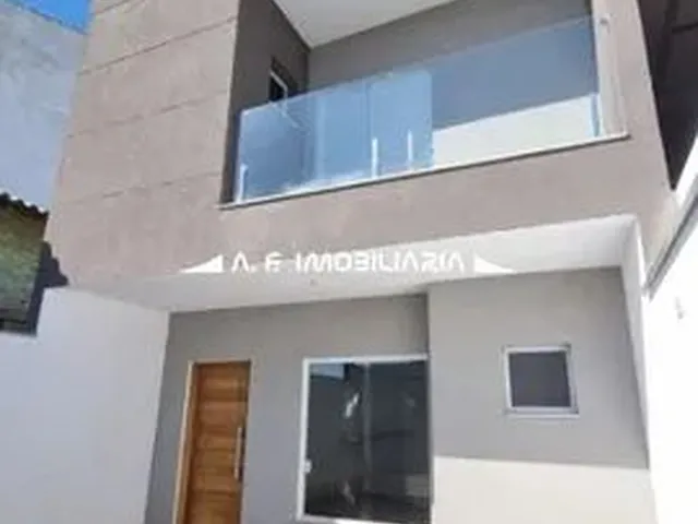 Imagem: Casa Assobradada para Venda no Bairro Laranjeiras