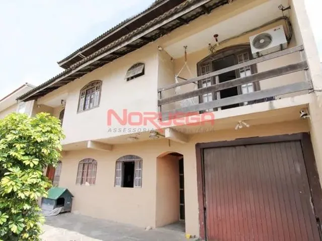 Imagem: Sobrado com 5 Quartos À Venda por R$ 970000.00