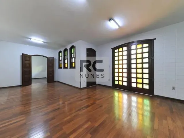 Imagem: Casa com 297M² a Venda no Vila Paris
