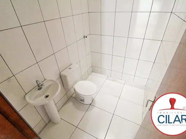 Imagem: Curitiba - Casa Padrão - Capão da Imbuia