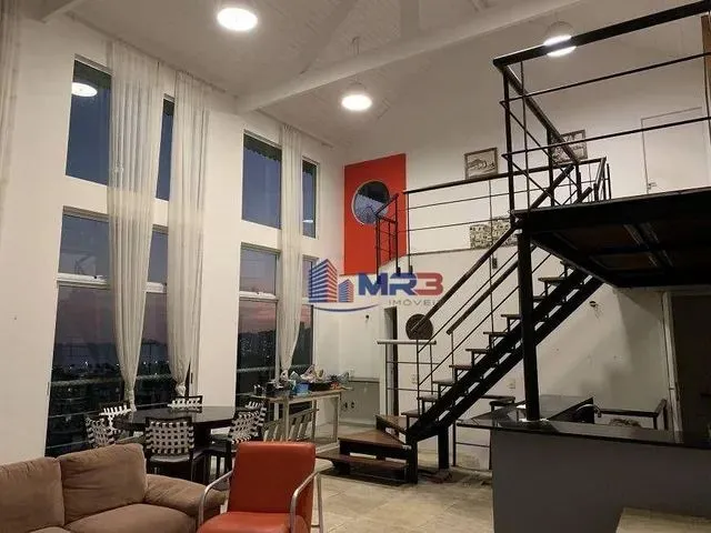 Imagem: Casa com 4 Quartos para Alugar, 300 M²