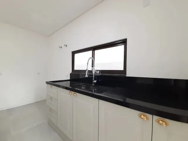 Imagem 14: Florianópolis - Casa Padrão - Campeche