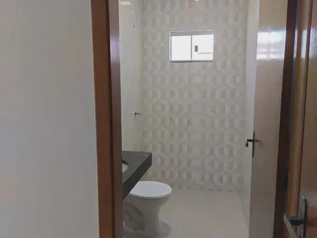 Imagem 8: Casa para Venda Possui 233 Metros Quadrados com 3 Quartos em Centro - Novais - Sp