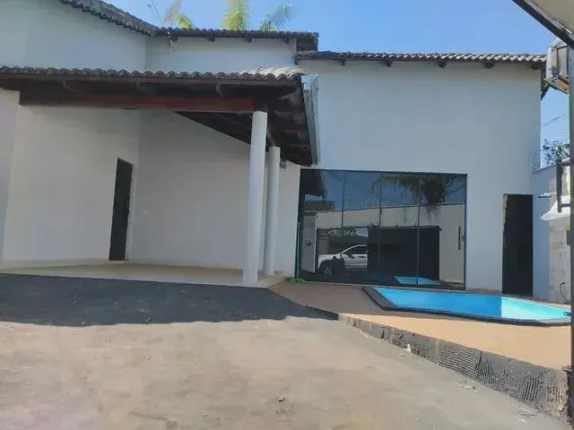 Imagem 7: Casa para Venda Possui 233 Metros Quadrados com 3 Quartos em Centro - Novais - Sp