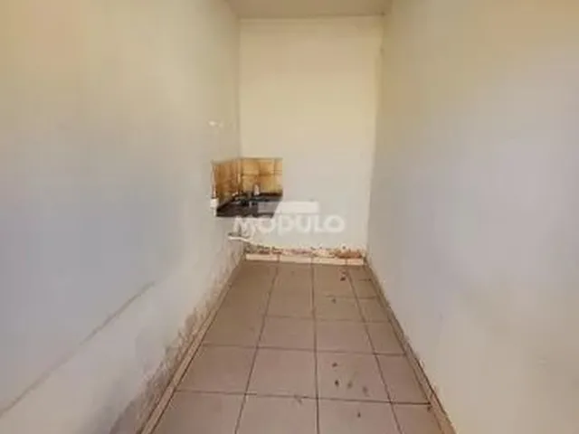 Imagem: Barracão Comercial para Locação Bairro