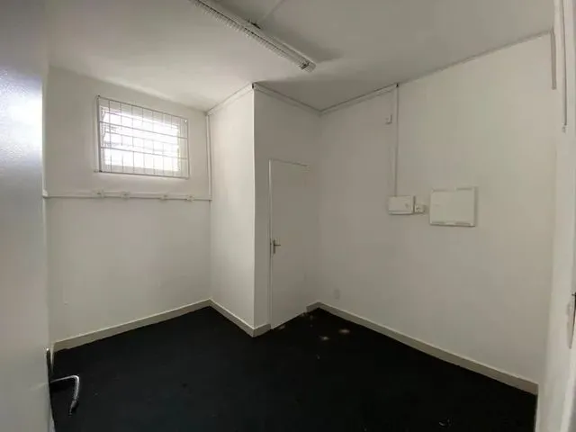 Imagem 4: Sala Comercial no Centro com 0 Quartos para Locação, 35 M²