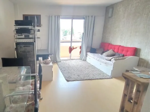 Imagem: Amplo Apartamento de 2 Dormitórios com