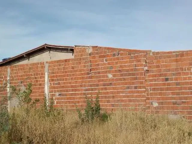 Imagem 5: Vendo Casa com 2 dormitórios