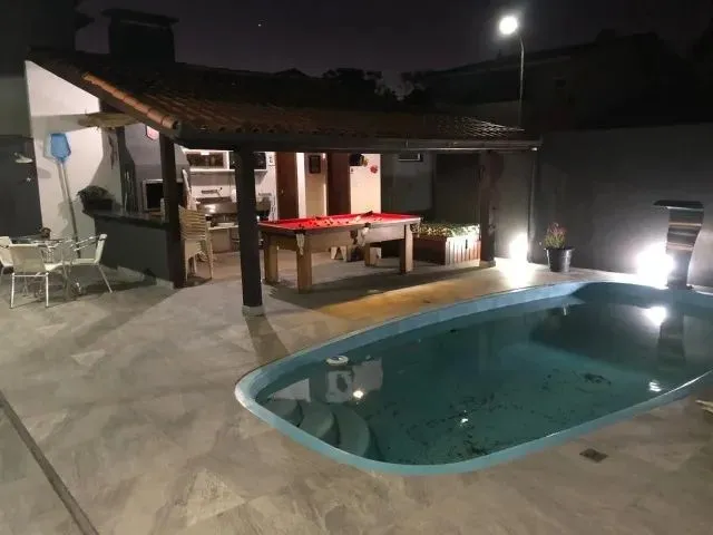 Imagem: Casa Comm Piscina 3 Dormitórios Sendo 1