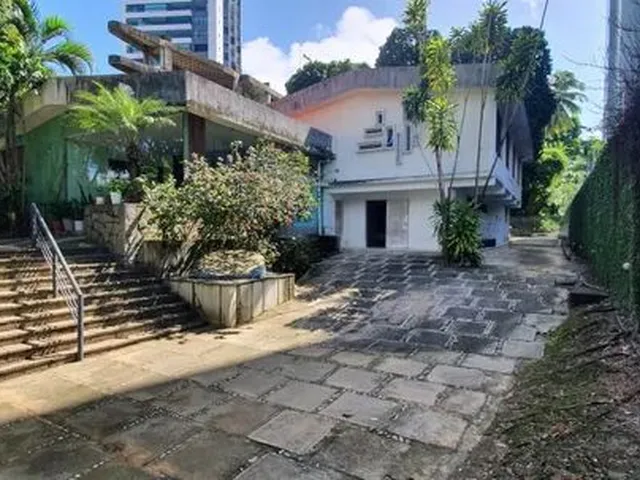 Imagem: Casarão na Avenida Dezessete de Agosto