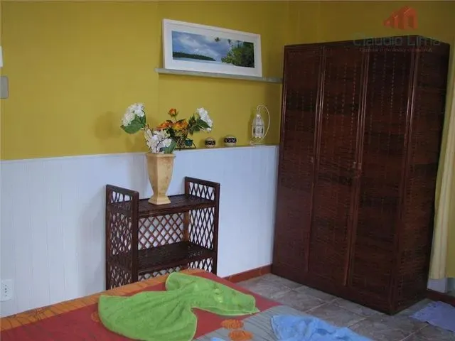 Imagem: Casa com 13 Quartos na Barra