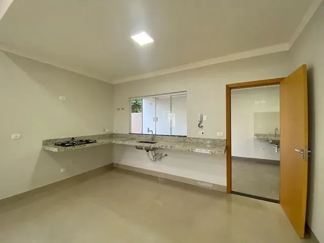 Imagem 2: Casa Térrea no Jardim Itália - Maringá - Pr