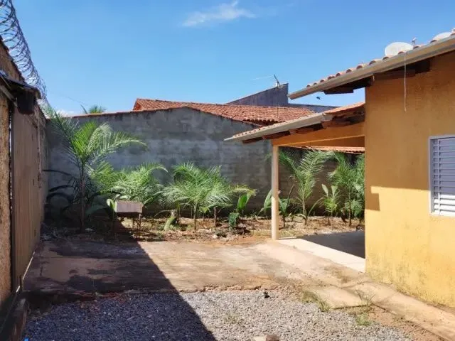 Imagem 9: Casa 02 com Quartos Sozinha no Lote em Trindade. Escriturada!