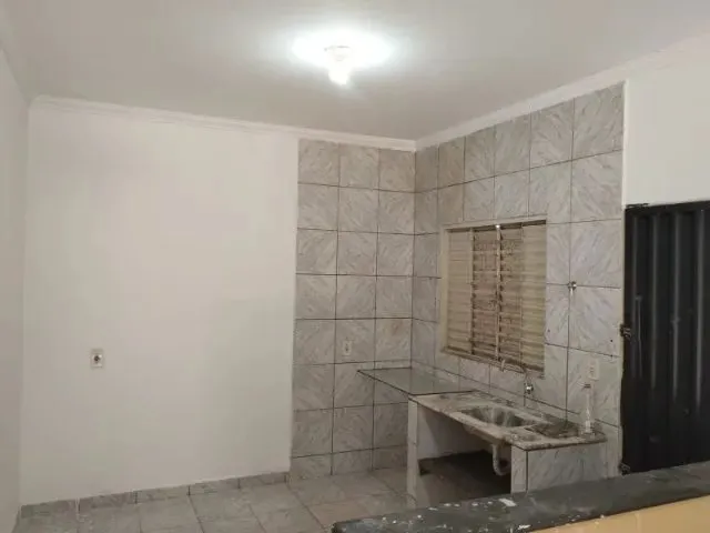 Imagem 11: Casa 02 com Quartos Sozinha no Lote em Trindade. Escriturada!