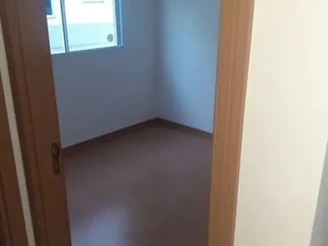 Imagem 4: Apartamento no Marivan com 2 Quartos