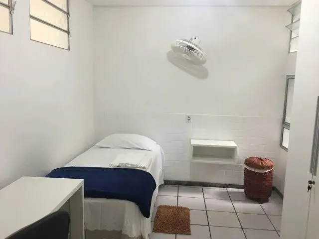 Imagem 1: Quarto Individual em Pensionato Masculino