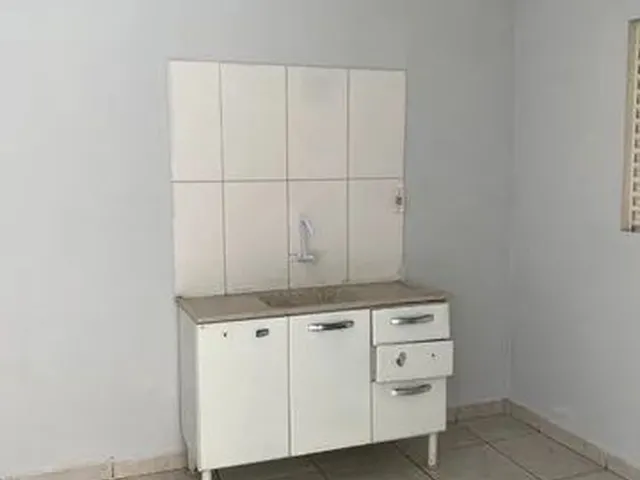 Imagem 3: Casa para Aluguel com 70 Metros Quadrados com 2 Quartos em Centro - Anápolis - Go