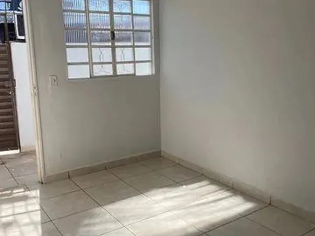 Imagem 10: Casa para Aluguel com 70 Metros Quadrados com 2 Quartos em Centro - Anápolis - Go
