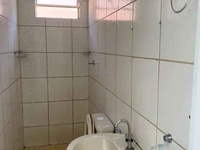 Imagem 2: Casa para Aluguel com 70 Metros Quadrados com 2 Quartos em Centro - Anápolis - Go