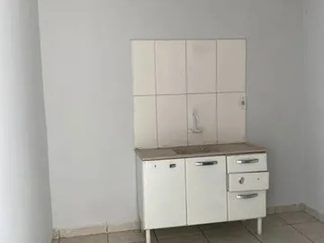 Imagem 5: Casa para Aluguel com 70 Metros Quadrados com 2 Quartos em Centro - Anápolis - Go