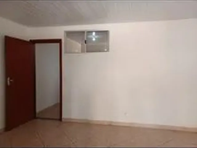Imagem: Apartamento de 1 Quarto a Uma Quadra da