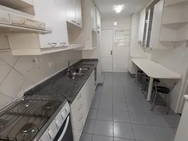 Imagem 6: Apartamento com 3 Quartos para Alugar por R$ 2100.00, 111.49 M2 - Centro Civico - Curitiba