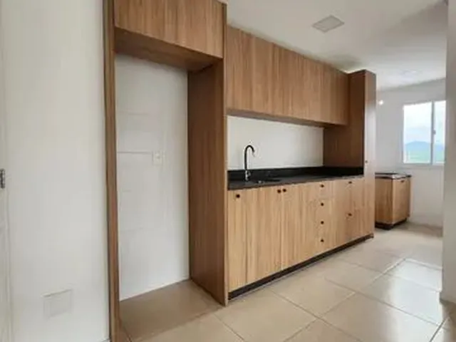 Imagem: Apartamento de 2 Quartos em Home Club