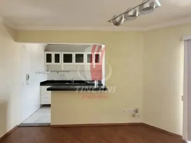 Imagem: O apartamento possui 2 Dormitórios, 1 Banheiro, 1 Vaga na