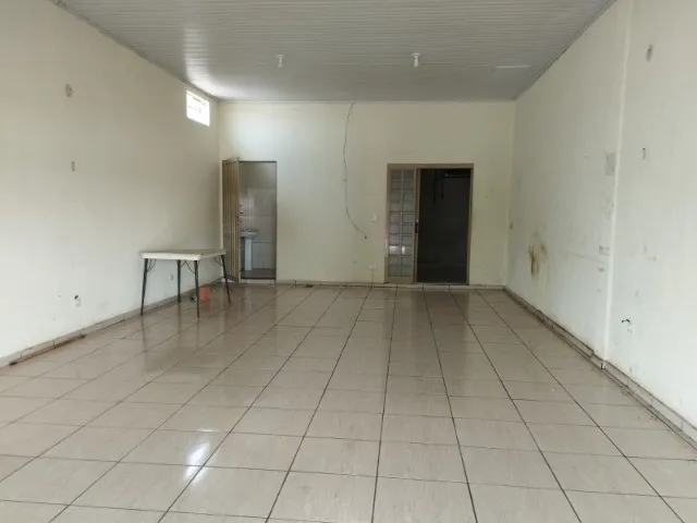 Imagem 12: Imóvel Comercial com 2 Salões Comerciais na Av. Londrina, Jd. san Rafael em Ibiporã