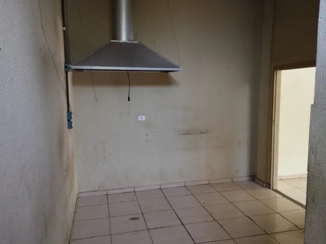 Imagem 3: Imóvel Comercial com 2 Salões Comerciais na Av. Londrina, Jd. san Rafael em Ibiporã