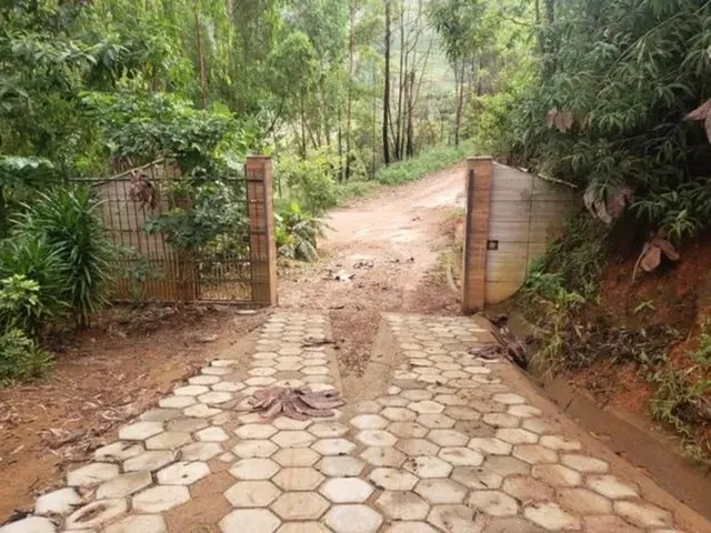 Imagem: Terreno em Pedra Menina