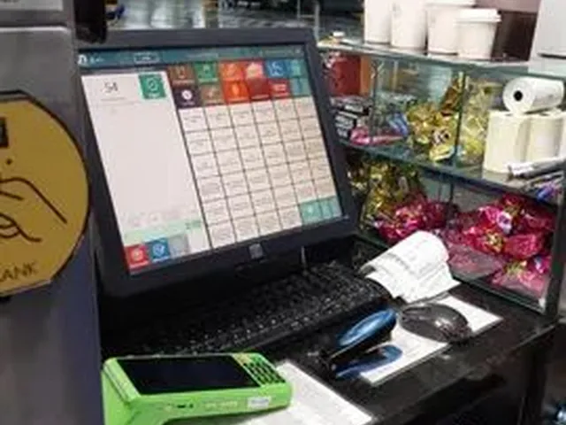 Imagem 3: Cafeteria À Venda em Curitiba em Supermercado Cod Pt1029/E