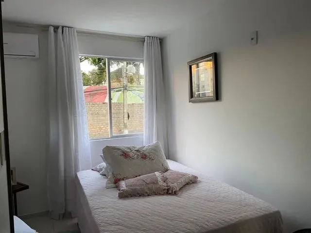 Imagem 10: Apartamento para Venda Tem 72 Metros Quadrados com 2 Quartos em Capoeiras - Florianópolis