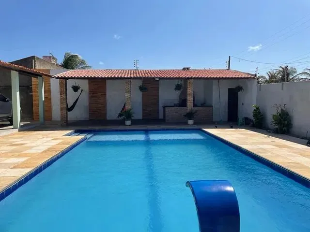 Imagem: A casa possui 3 Dormitórios, 5 Vagas na garagem, Imóvel