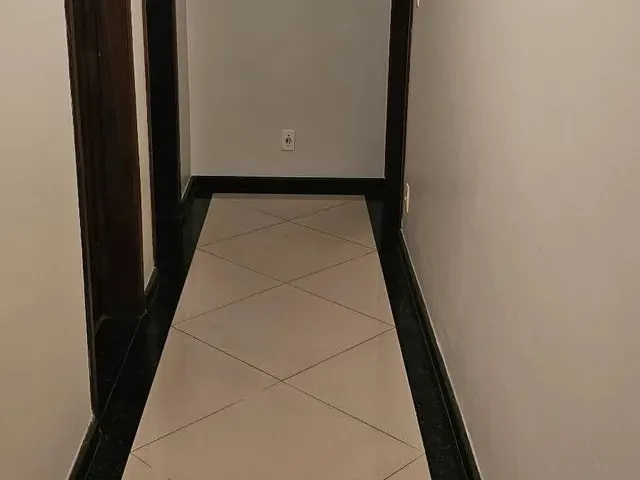 Imagem 14: Casa Térrea Ampla e Bem Conservada