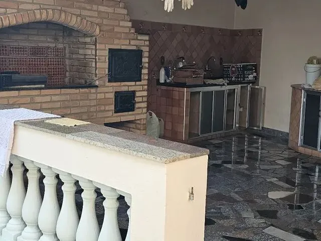 Imagem 6: Casa Térrea Ampla e Bem Conservada