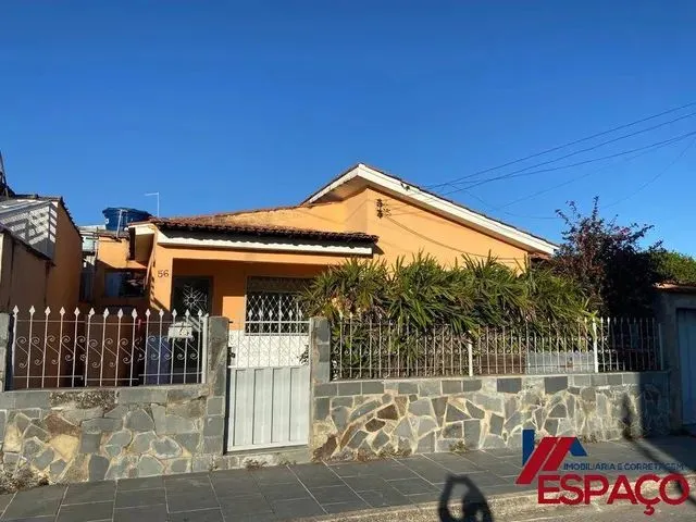 Imagem: Casa com 4 Quartos no Bairro Fluminense