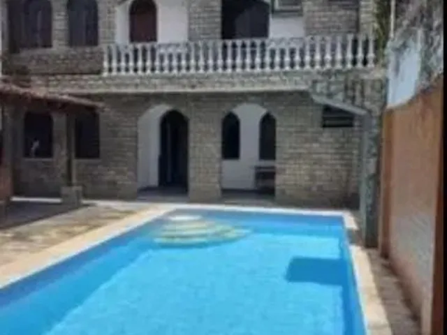 Imagem: Alugo Cada com 5 Dormitórios e Piscina