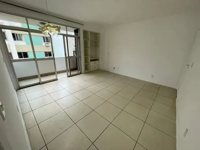 Imagem: 3 Quartos / 1 Suíte com a Elevador em Barro