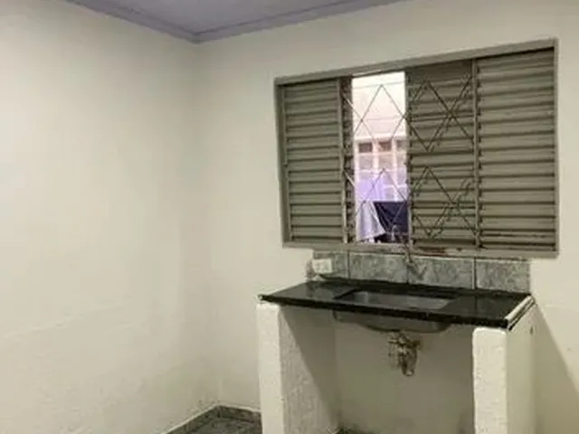 Imagem 3: Aluguel Barraco de Fundo